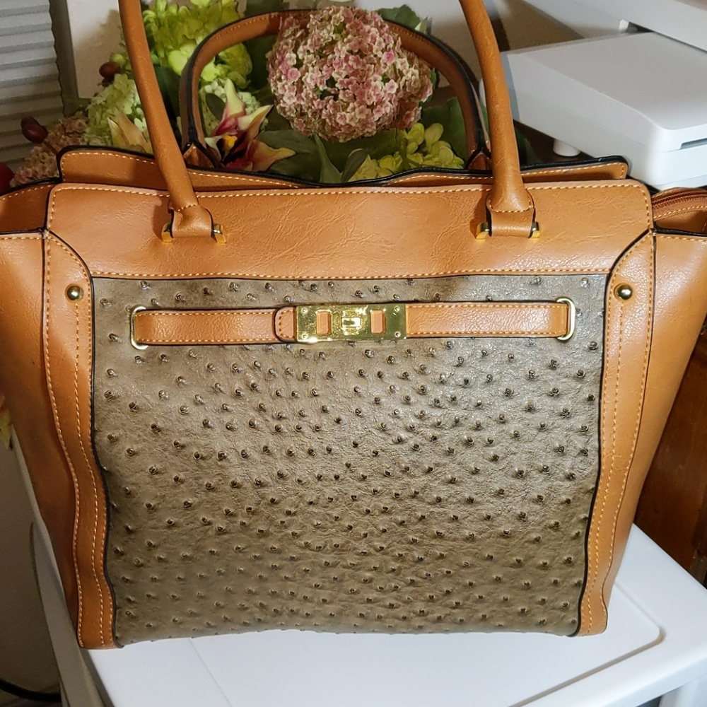 Textured Tan Leather purse with gold
